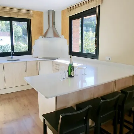 Villa Llevant 2 *